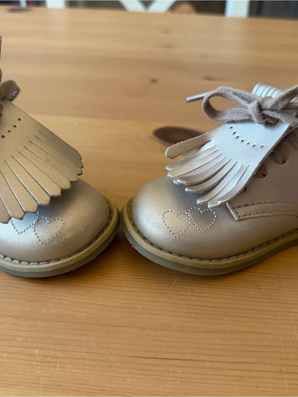 Footmates 3.5 W Infant Metallic Cream Fringe Lace-Up Boots